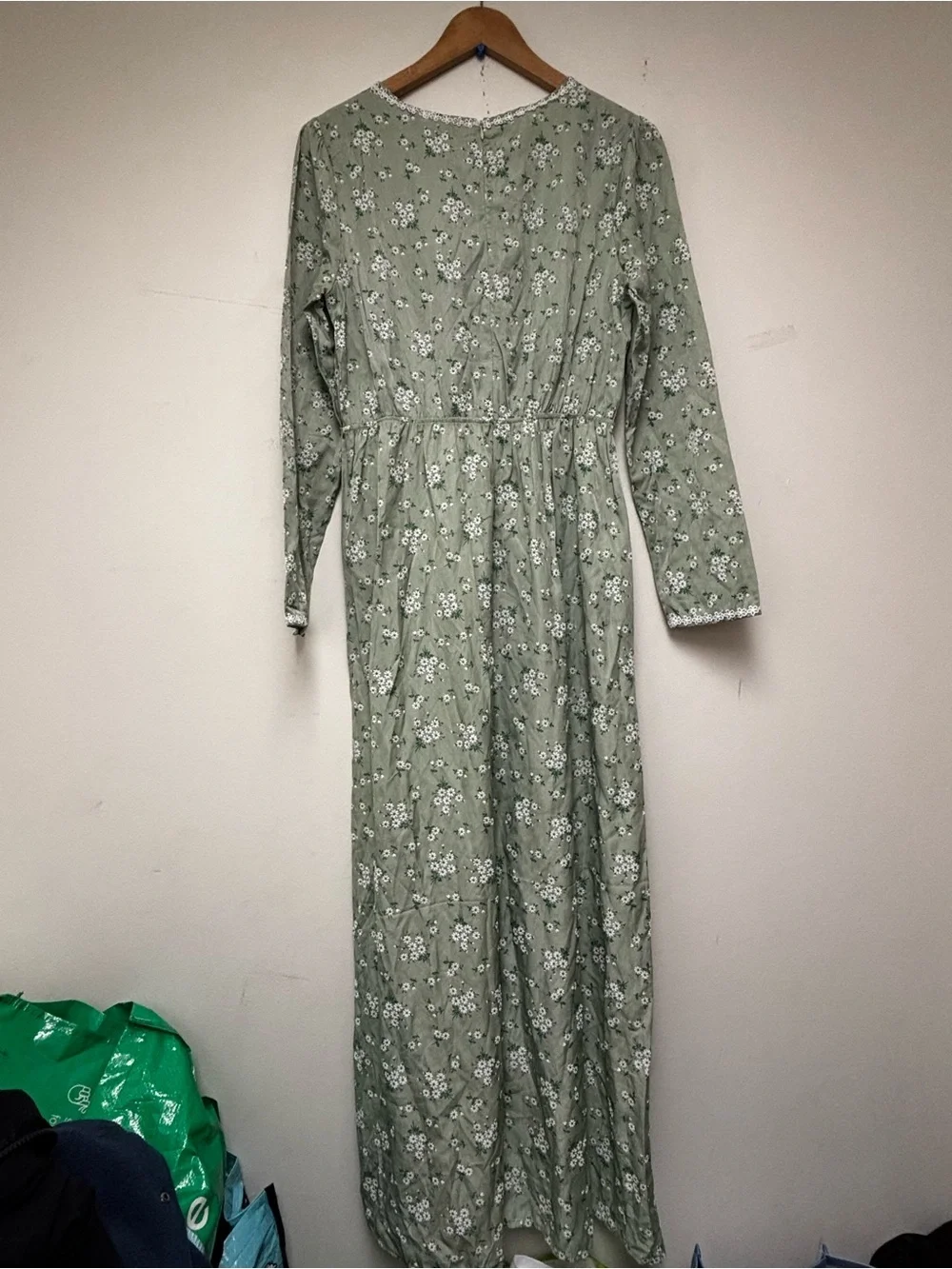 Scarlett Darkness Floral Peasant Maxi Dress